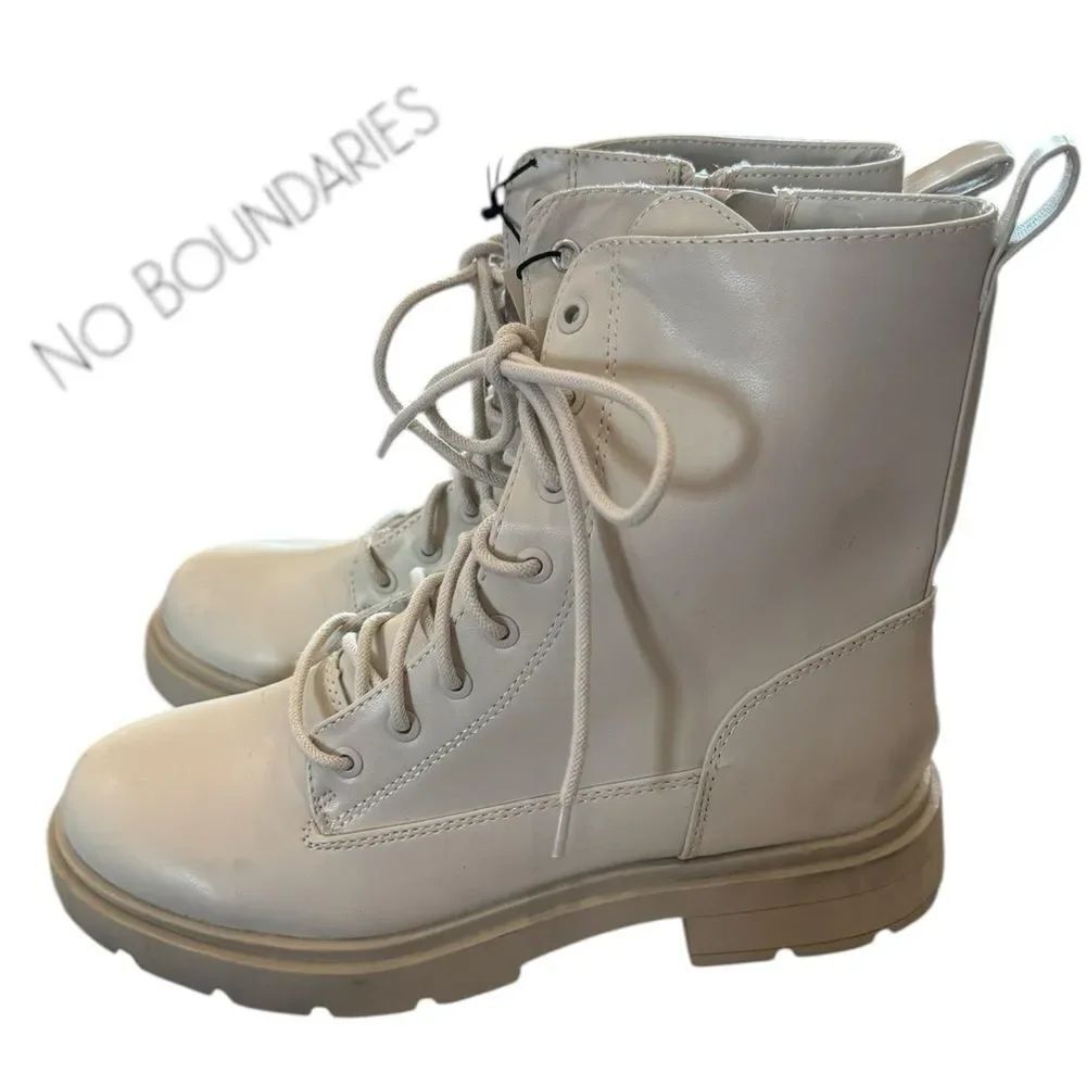 NEW No Boundaries Women's Combat Boots 10